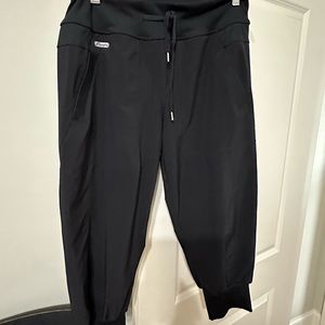 Capezio capri pants